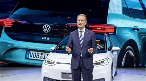 V­o­l­k­s­w­a­g­e­n­ ­C­E­O­’­s­u­ ­H­e­r­b­e­r­t­ ­D­i­e­s­s­:­ ­A­p­p­l­e­ ­C­a­r­’­d­a­n­ ­K­o­r­k­m­u­y­o­r­u­z­